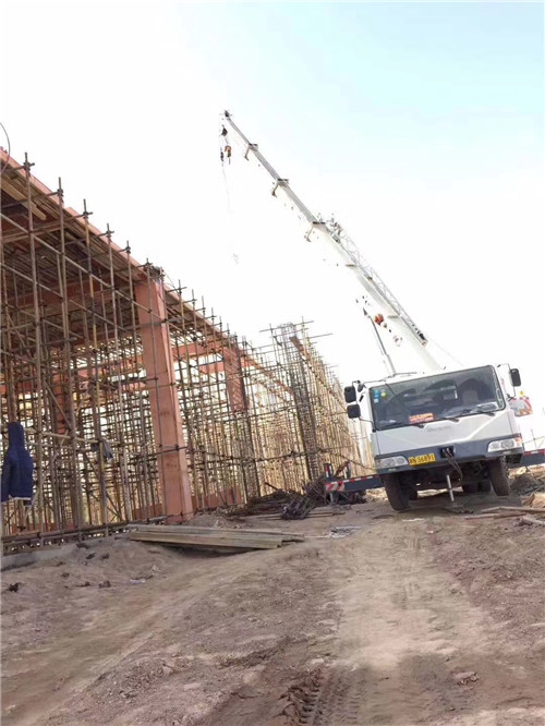 监利县25 吨、50 吨吊车怎么选？多大重量 / 半径适合对应车型？